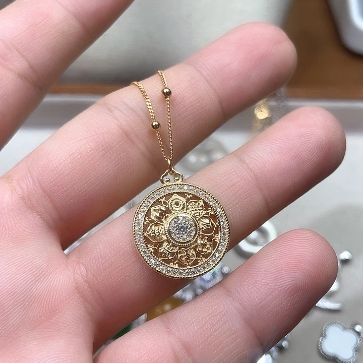 娟****坠链均925银珐琅八宝罗盘金色