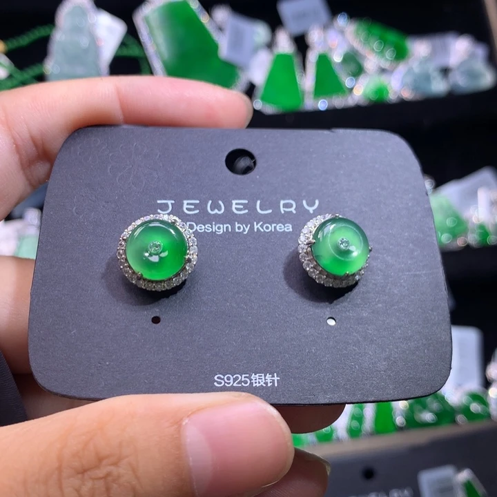 【闪购商品】颈饰银S925镶嵌翡翠天然翡翠