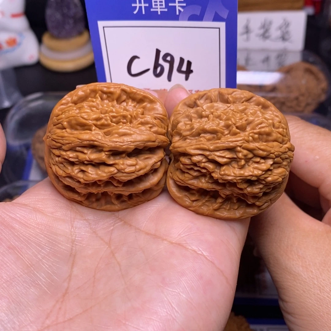 桃核把件42虎头c694