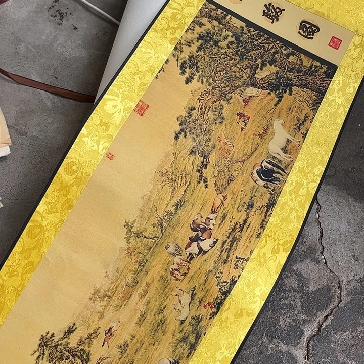 摆件，轴坏，破损，水渍都是正常印刷