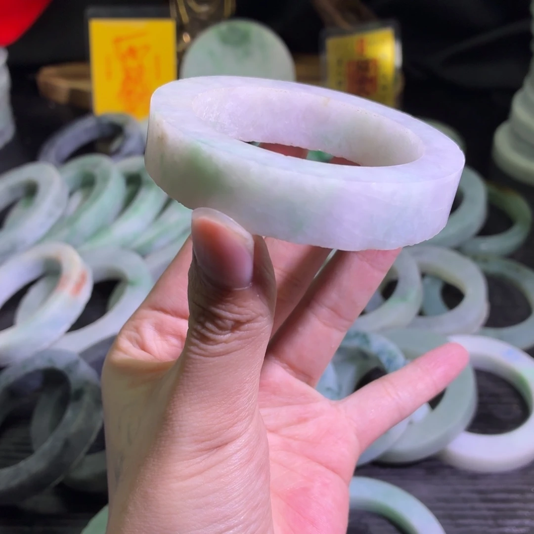 定制翡翠未镶嵌天然翡翠A货毛胚手镯定制