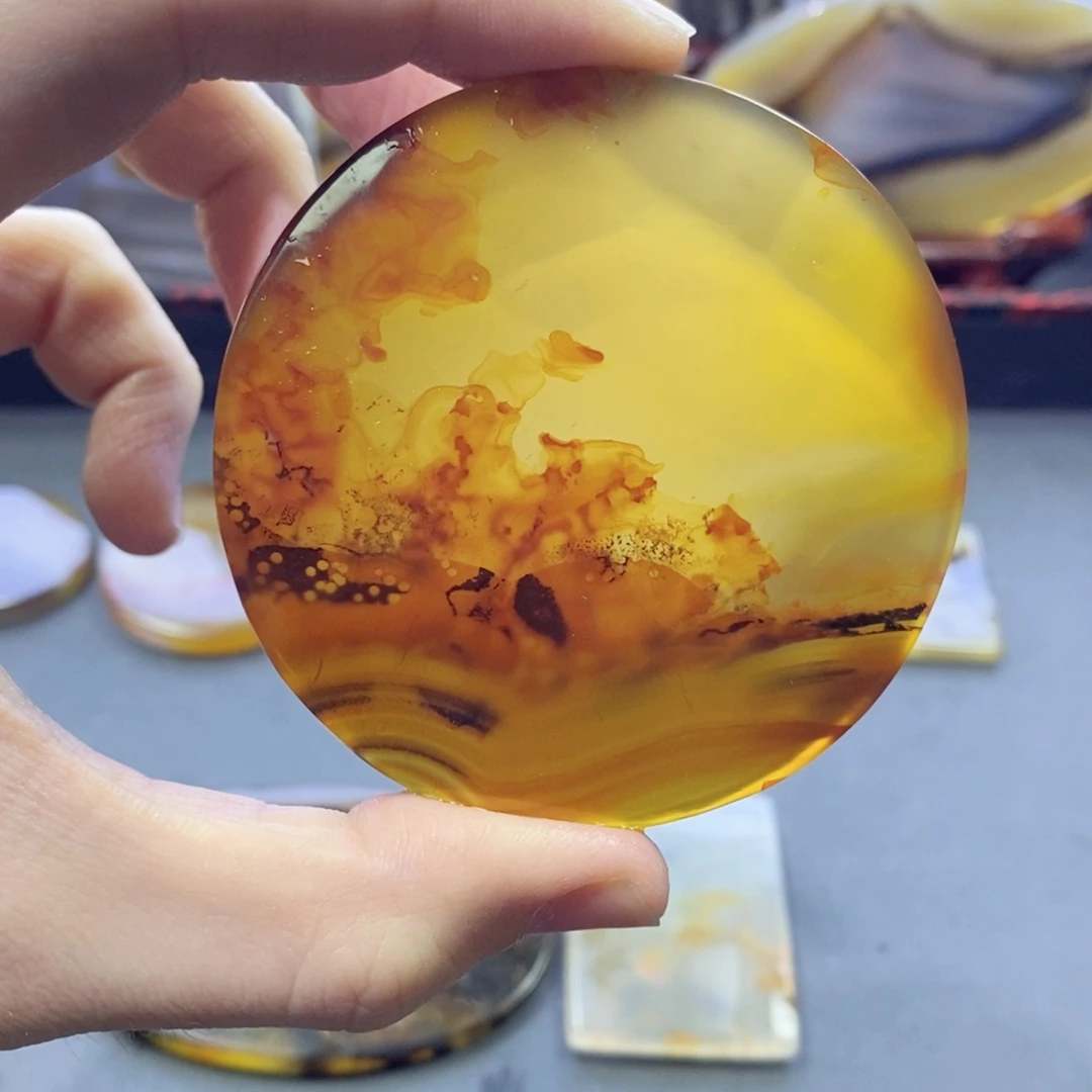 玛瑙/玉髓颈饰未镶嵌