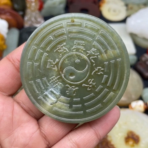 和田玉颈饰未镶嵌46