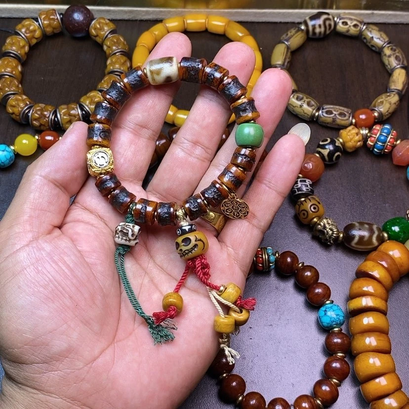 【闪购商品】玻璃颈饰我们要好好学习