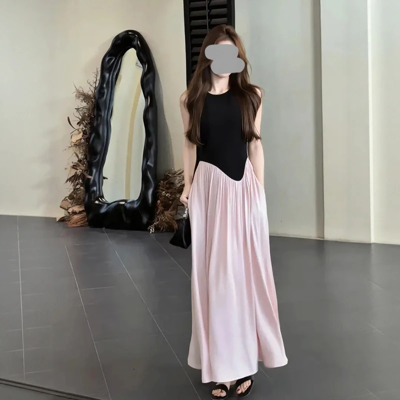 2025夏季独特超好看裙子法式气质高级感绝美黑粉拼接无袖连衣裙女