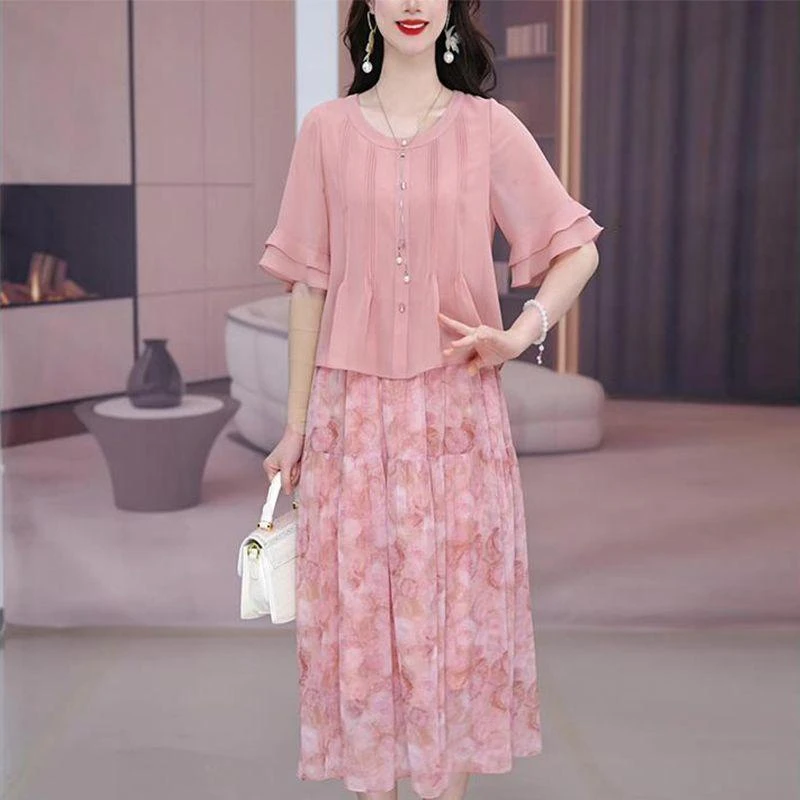 大码女装夏季雪纺连衣裙粉色年轻妈妈时尚遮肉拼接宽松气质中长裙