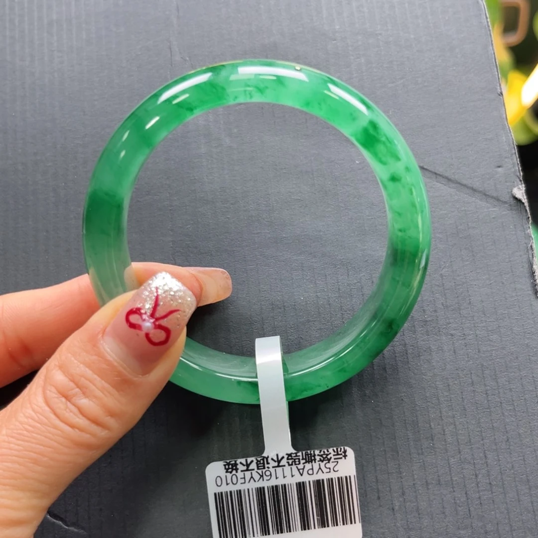 石英质玉手镯未镶嵌➕艳艳54