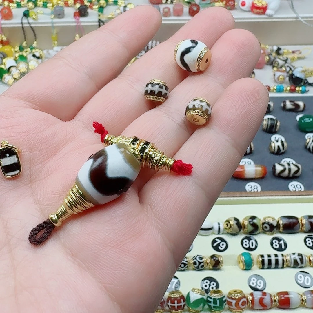 郑***下玛瑙/玉髓未镶嵌单珠