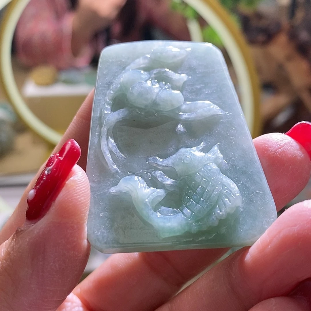 【闪购商品】翡翠颈饰未镶嵌荷叶