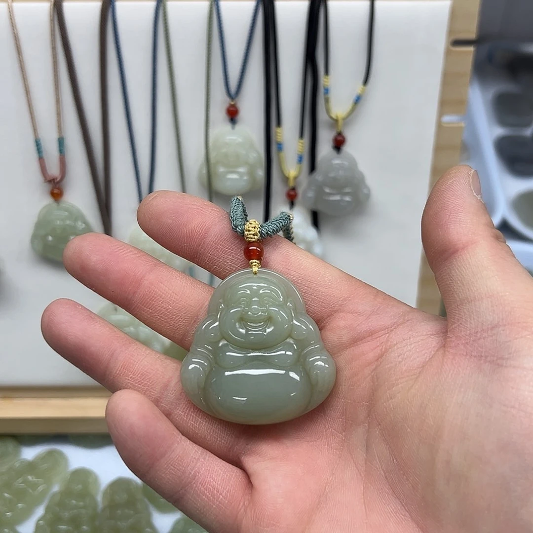 和田玉（糖玉）颈饰未镶嵌