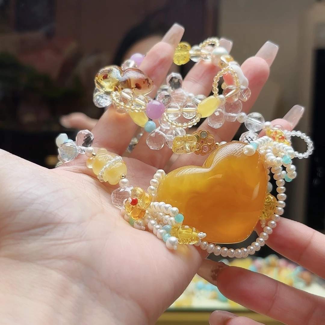 渺***一未镶嵌颈饰琥珀琥珀