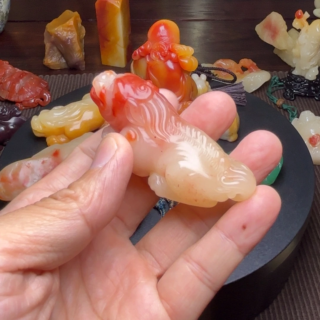 心***痒寿山石寿山石芙蓉手把件