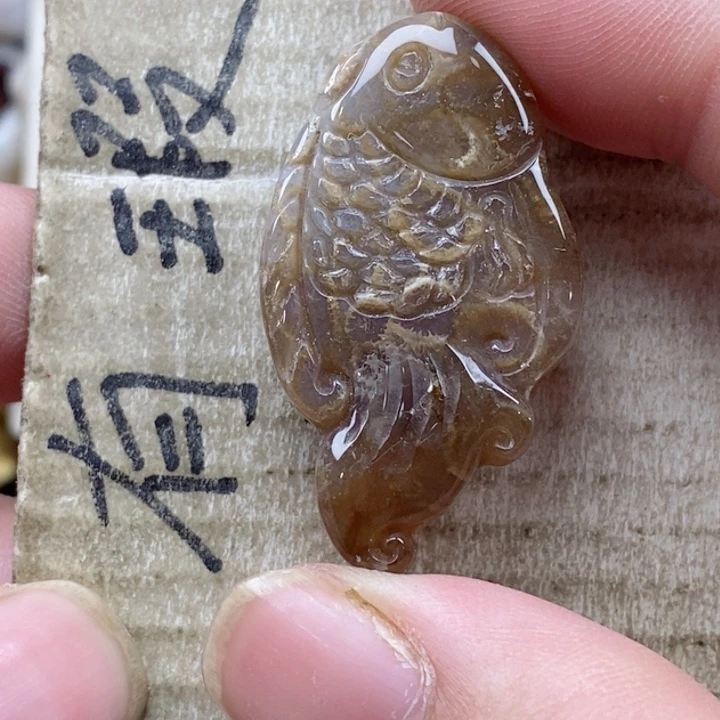 颈饰未镶嵌硅化珊瑚（珊瑚玉）用****1小