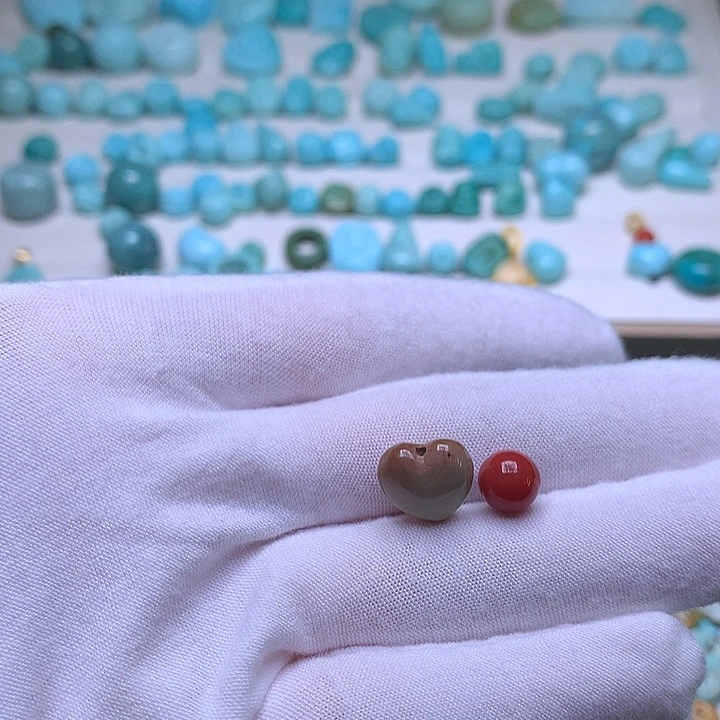 不***镜南红玛瑙未镶嵌珠宝奇石