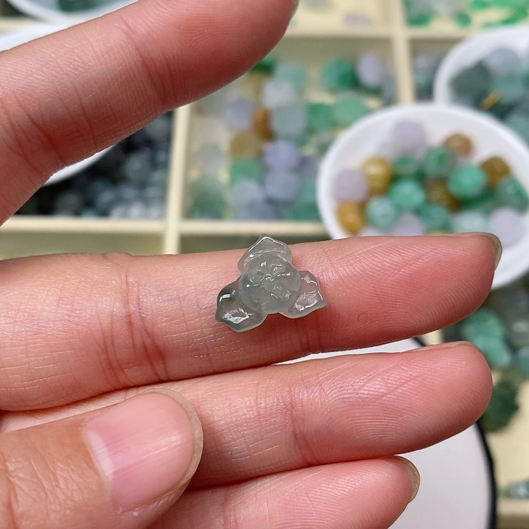 翡翠吊坠(不含链)未镶嵌潮***七
