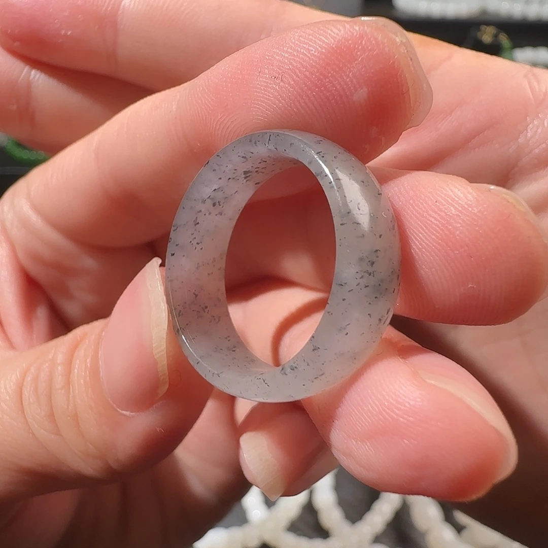 和田玉（墨玉）未镶嵌戒圈