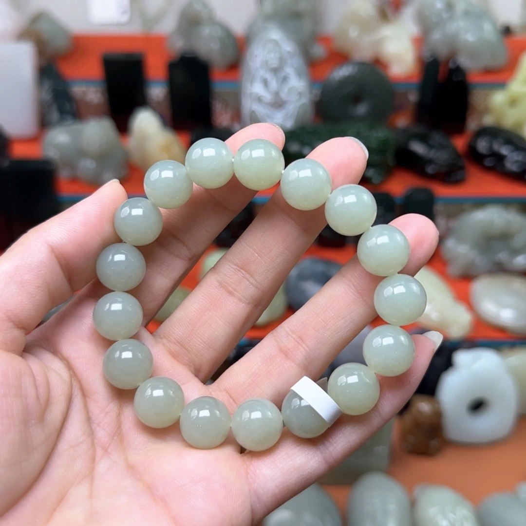 未镶嵌和田玉把件