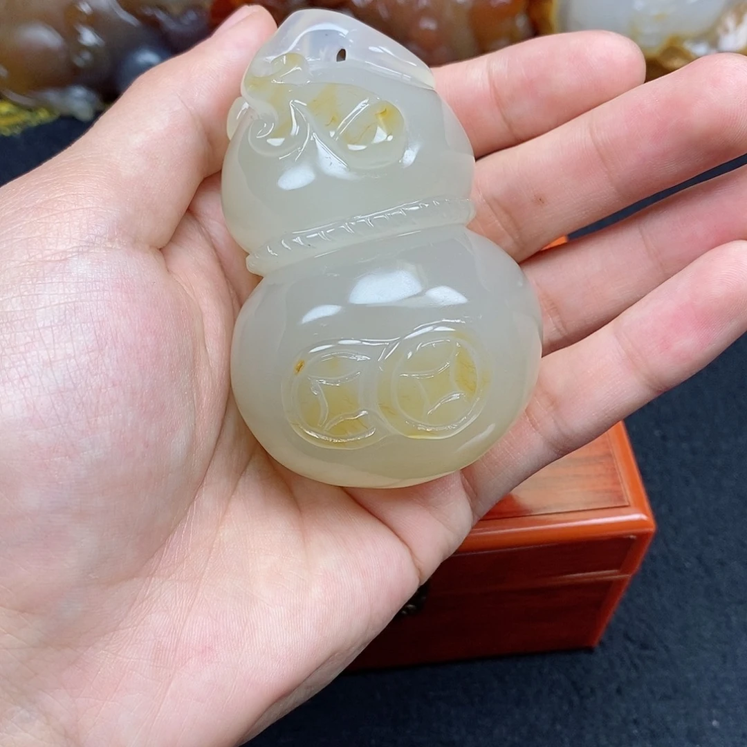 汇***启玛瑙/玉髓未镶嵌珠宝奇石