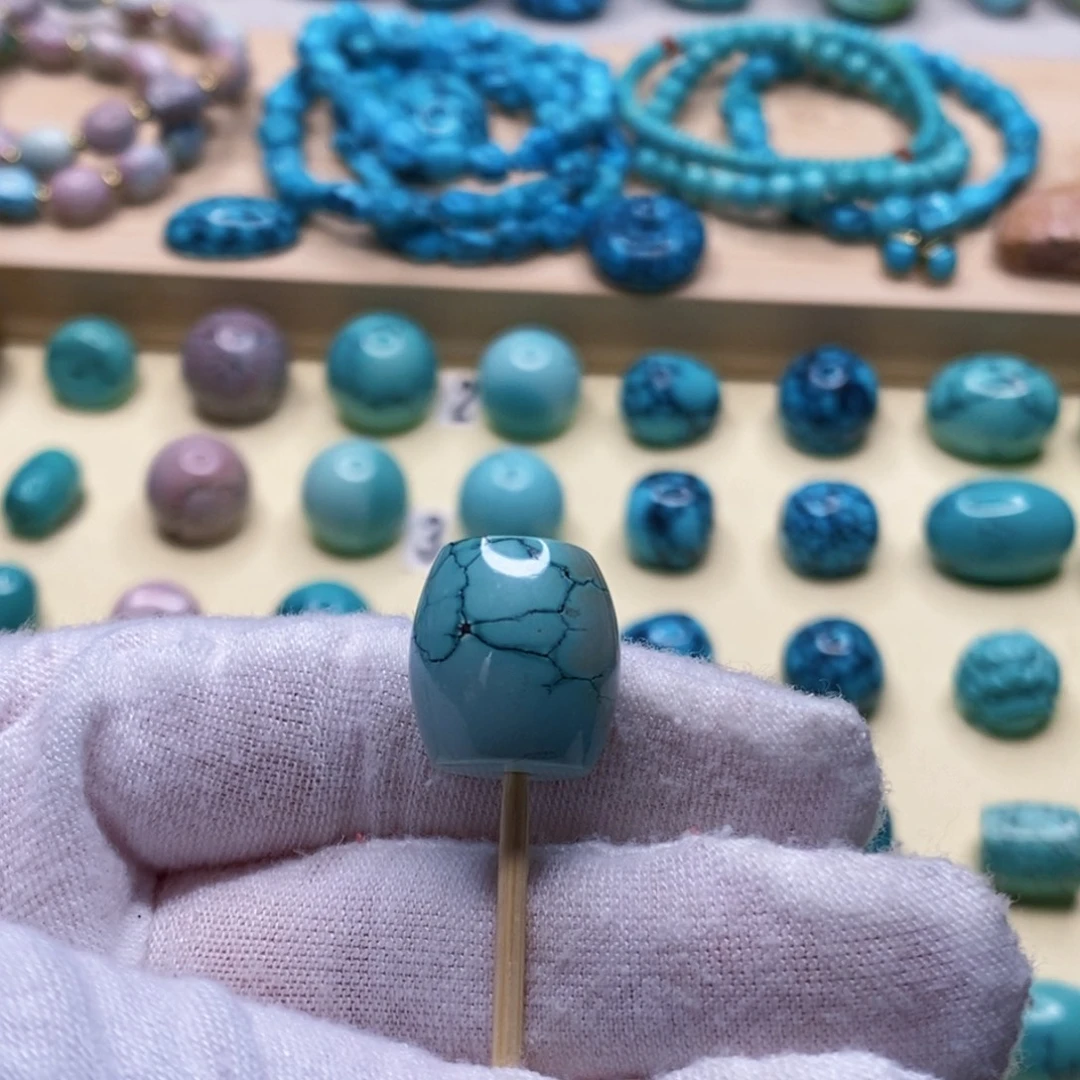 未镶嵌绿松石珠宝奇石