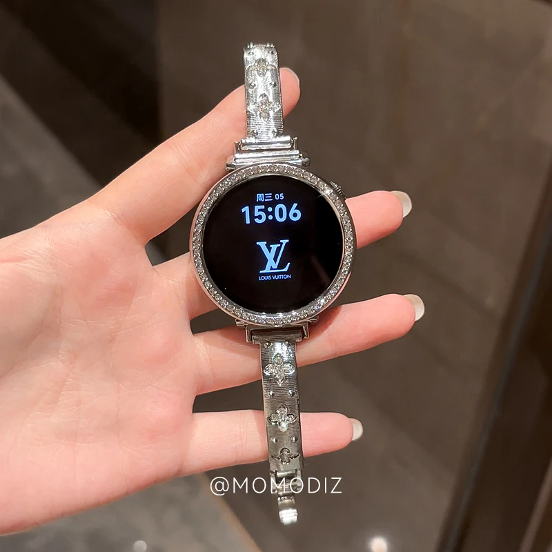 适用华为GT5/GT5pro表带新款花朵手镯金属镶钻手表女士腕带高级感