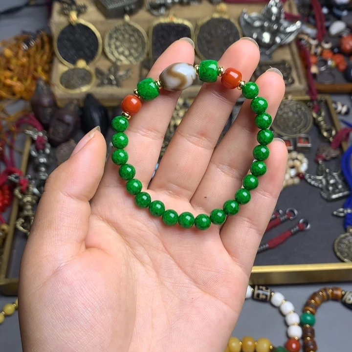 藏地密码藏饰品串