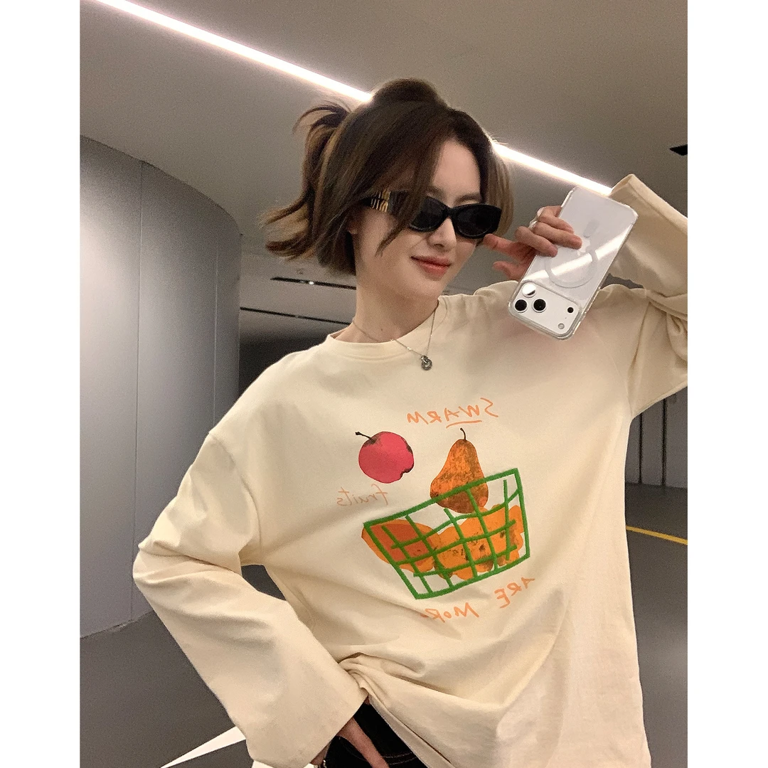 阿一缤纷水果 磨毛感刺绣印花长袖t恤女2026春季新款宽松打底上衣