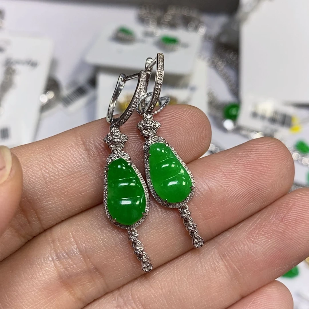 【闪购商品】颈饰18K金镶嵌翡翠平***朱耳环