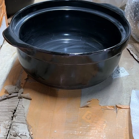 微瑕，明火，口径22厘米，高度10变形拖釉针孔