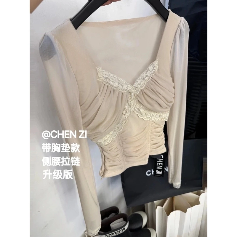 高级版【漫画身材】甜系少女欲感带胸垫显胸蕾丝长袖T恤内搭上衣