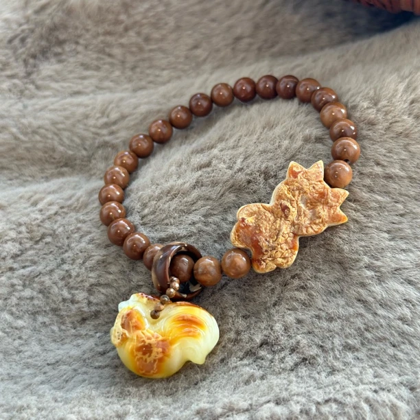 蜜蜡花蜡小牛小鸡库克三合吉祥幸运手串