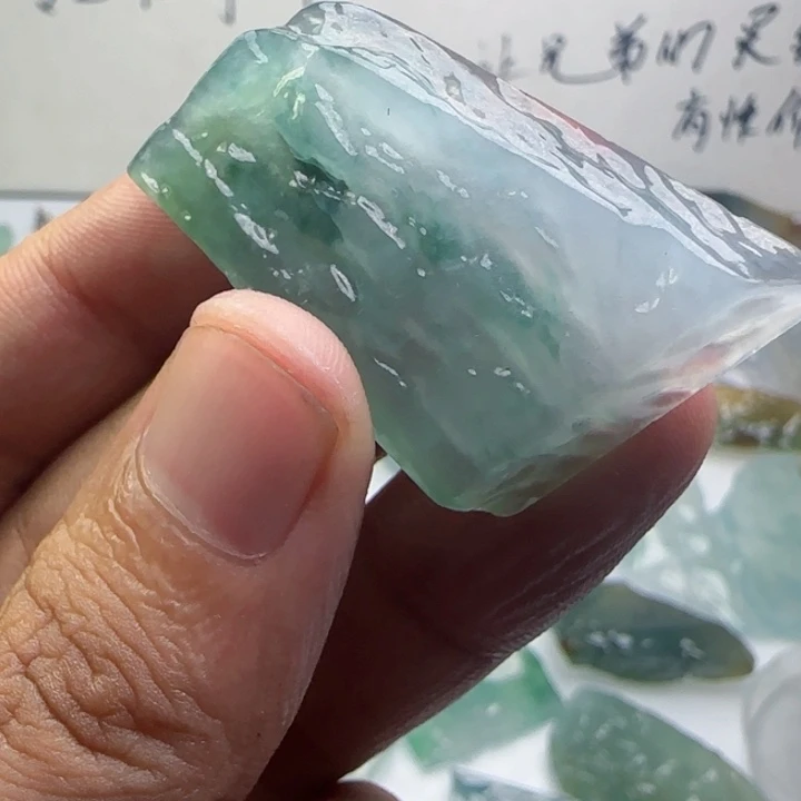 定制翡翠未镶嵌不包工