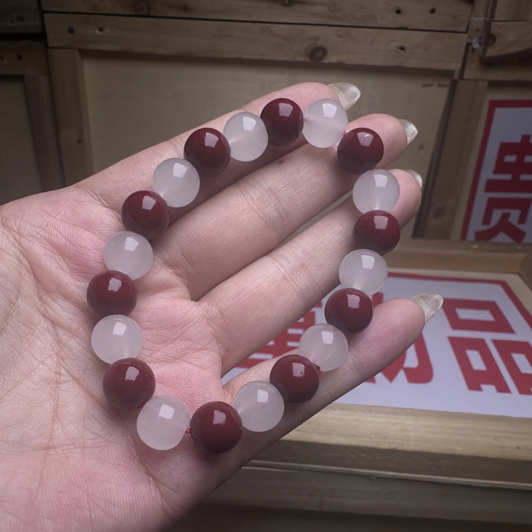 A872时来运转天然玉石+朱砂单圈手串 礼盒