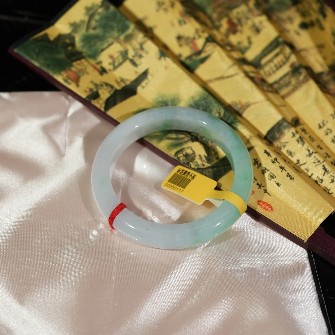 1.17香港王老板-翡翠手镯2c523