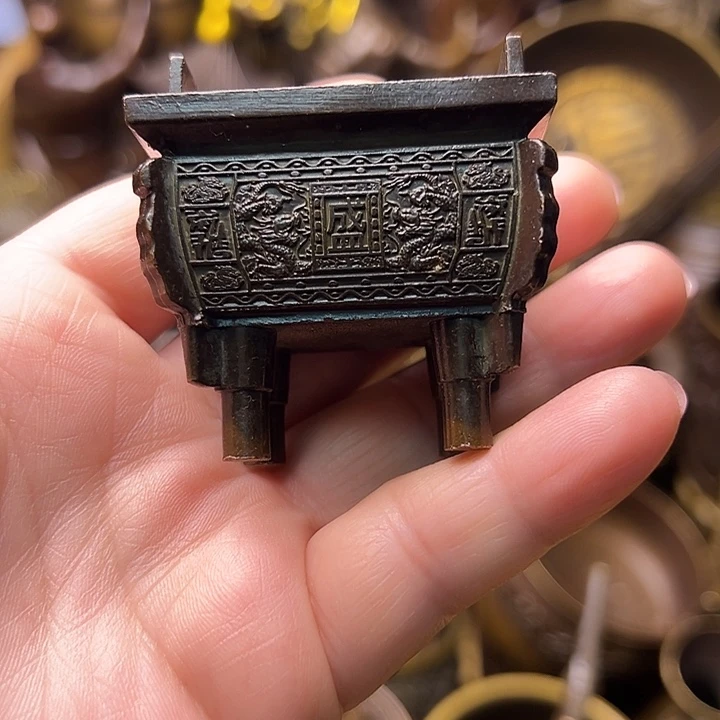 铜12236558666669669