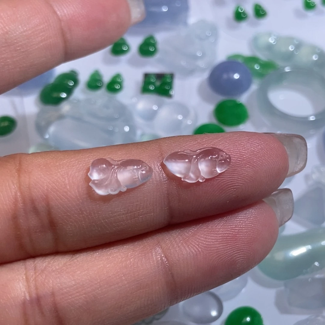 未镶嵌定制翡翠翡翠