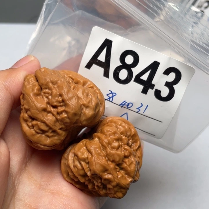 文玩核桃把件三角蛙38 40 31