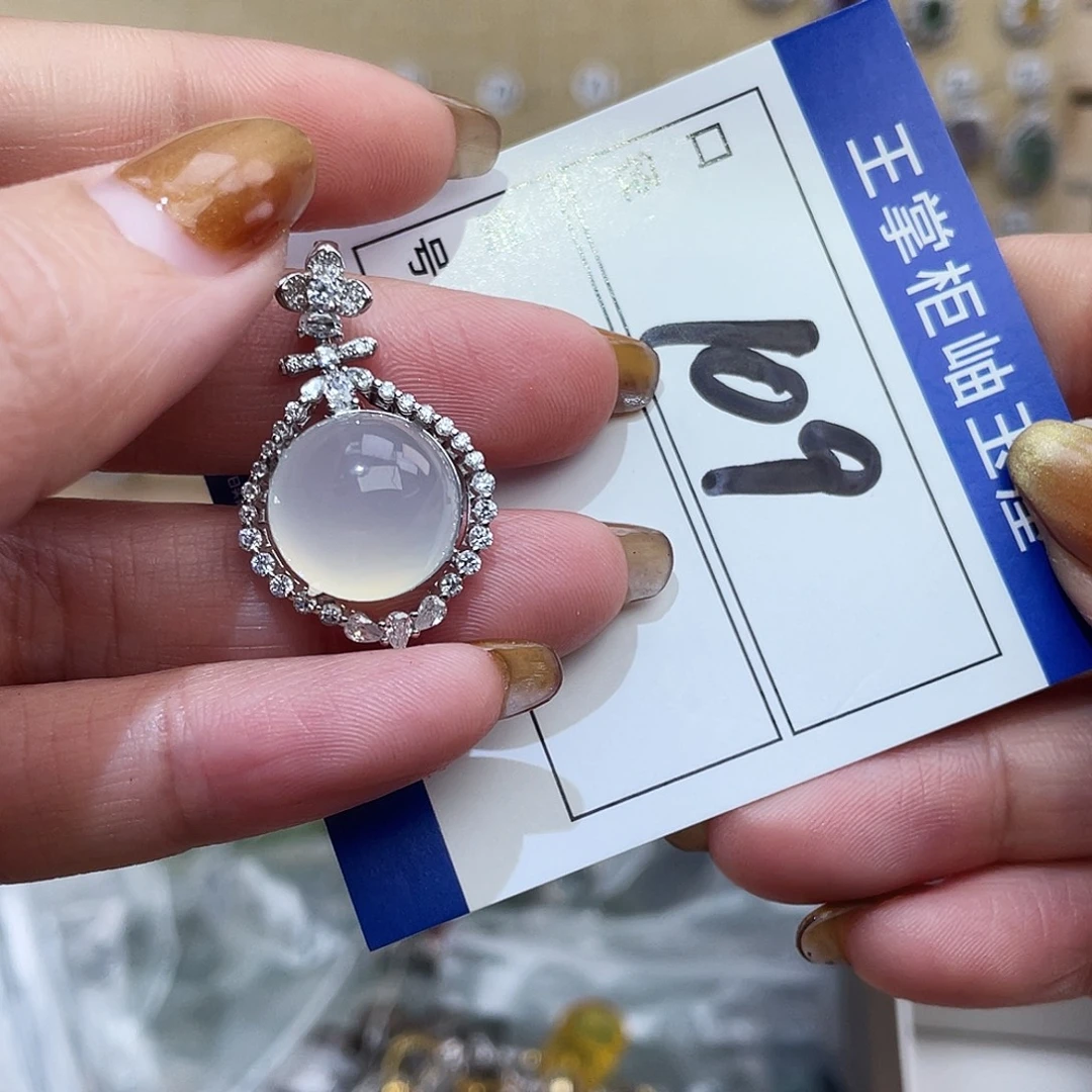 岫玉银S925镶嵌颈饰