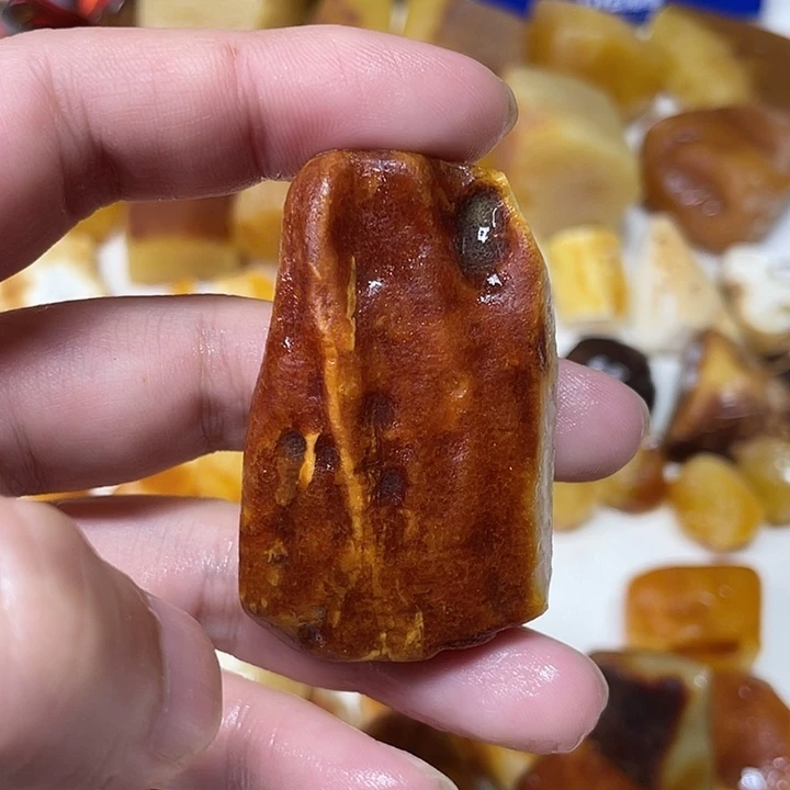 定制琥珀未镶嵌原矿琥珀