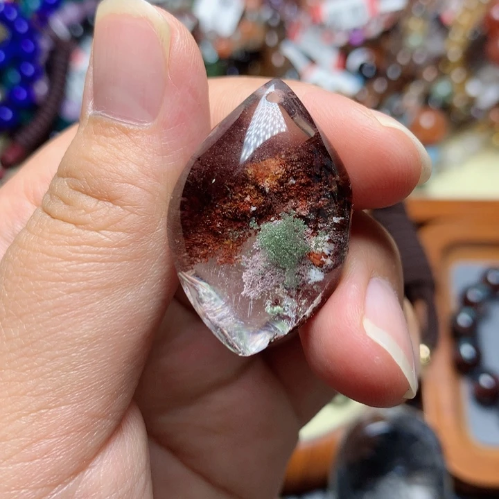 未镶嵌吊坠(赠链)水晶