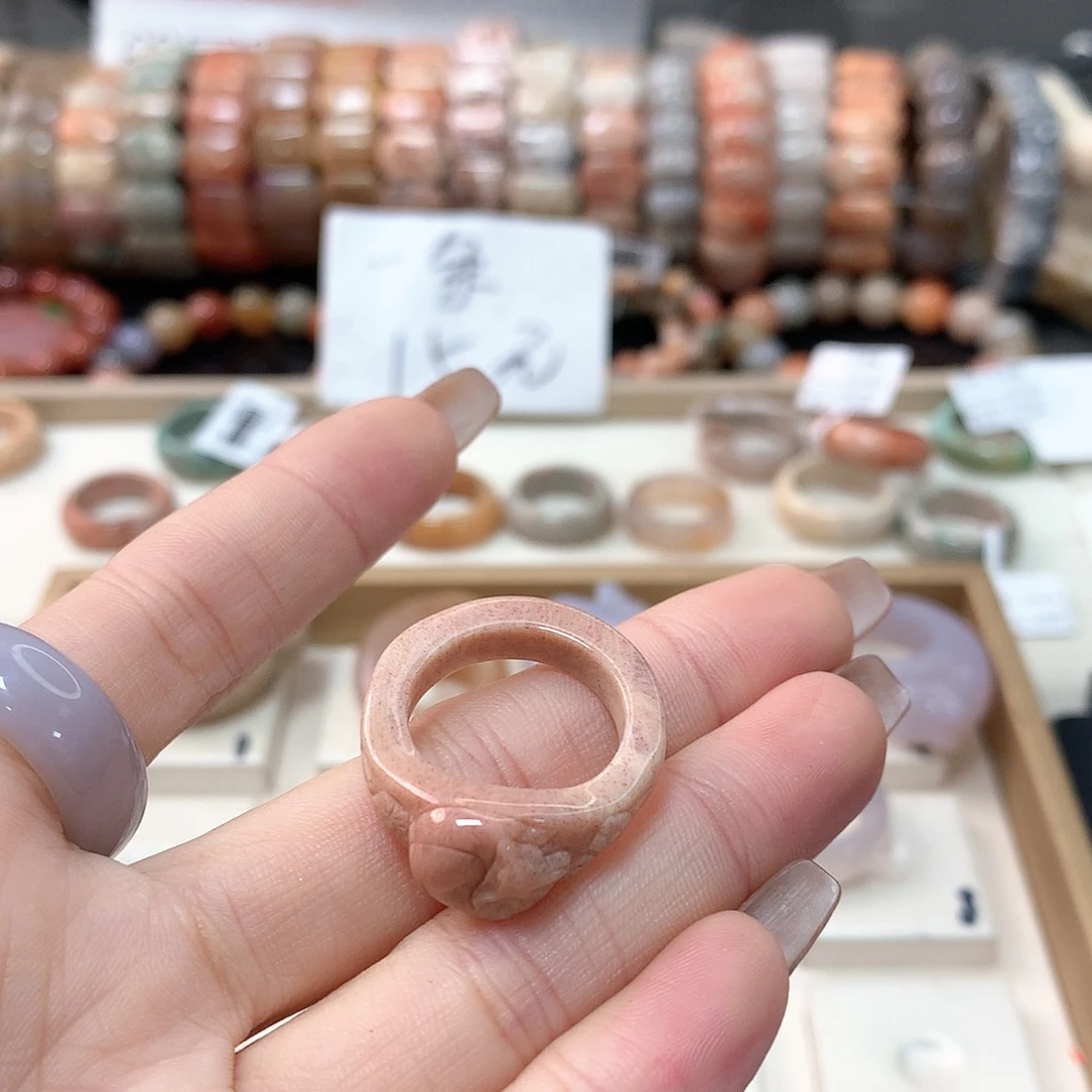 硅化珊瑚（珊瑚玉）手链未镶嵌八***落156