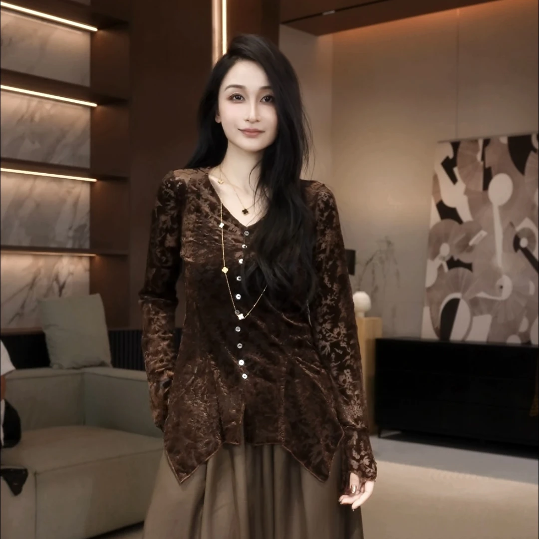 丽丽家 秋季新款蕾丝拼接丝绒气质显瘦高级感长袖上衣A129