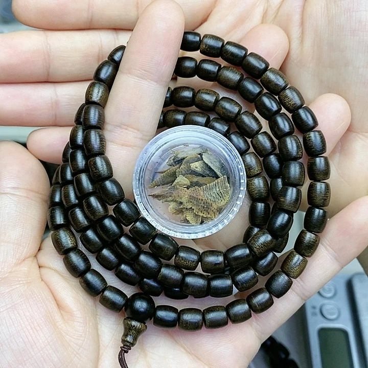 沉香沉香碎屑诚**?越南芽庄白棋楠