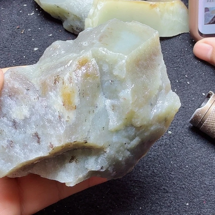 和田玉（糖玉）未镶嵌珠宝半成品