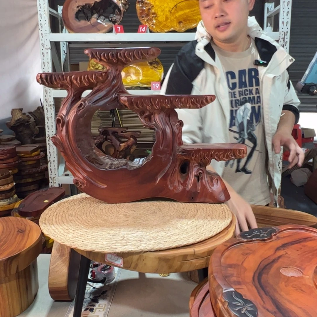 香樟木原木产品木头