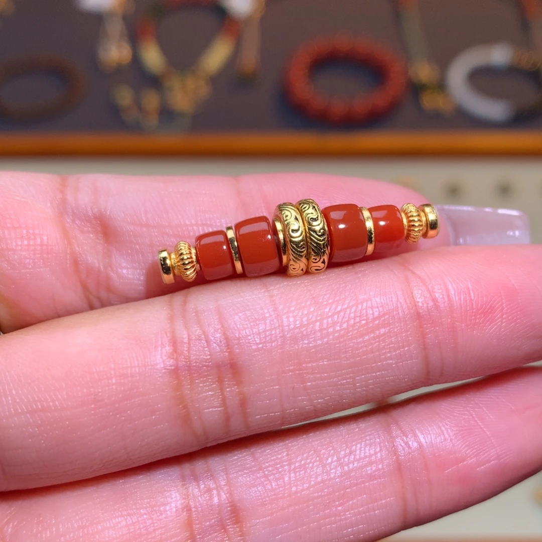 南红玛瑙未镶嵌颈饰