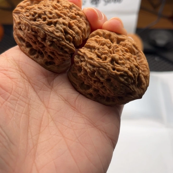 文玩核桃吊坠南疆39