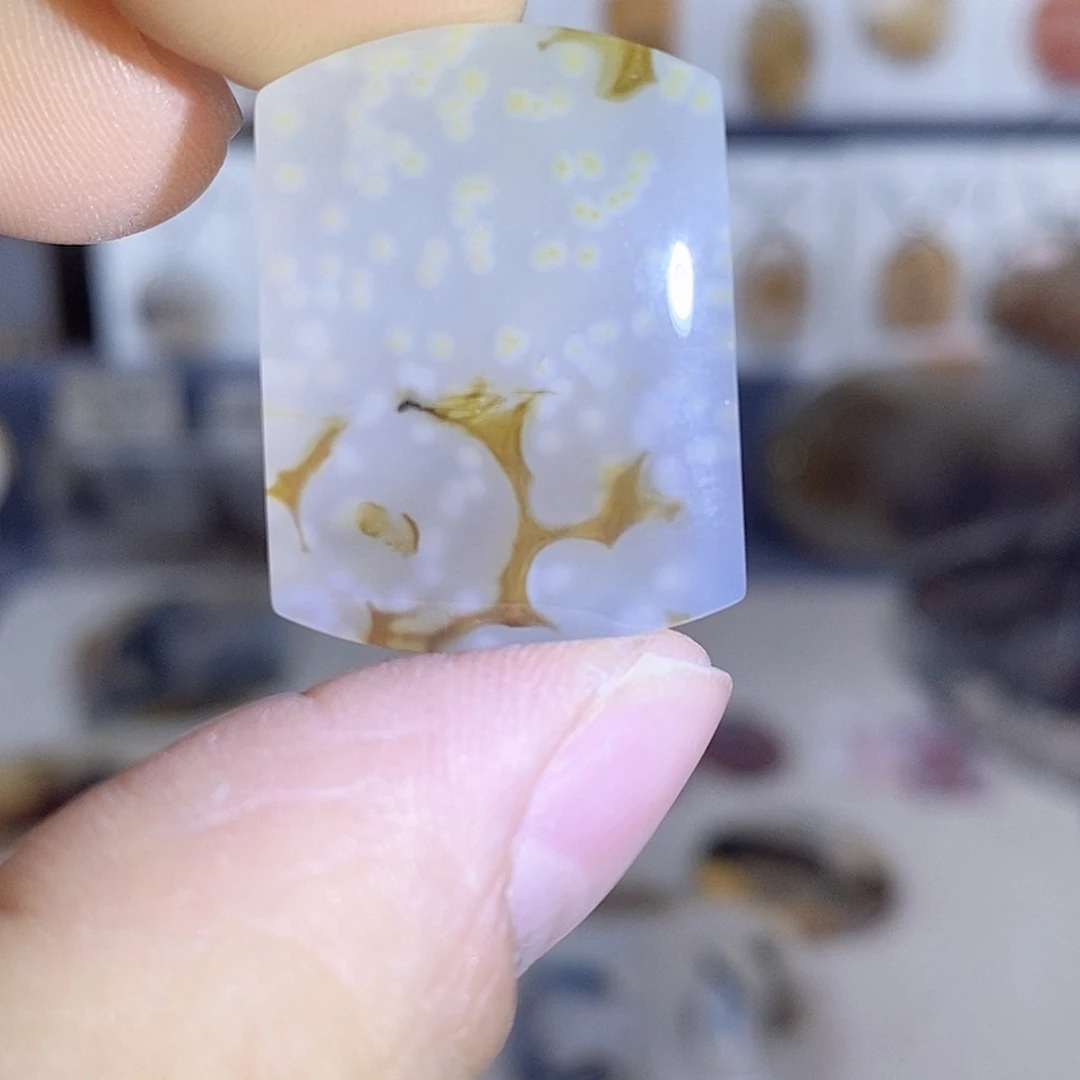 未镶嵌玛瑙/玉髓珠宝奇石