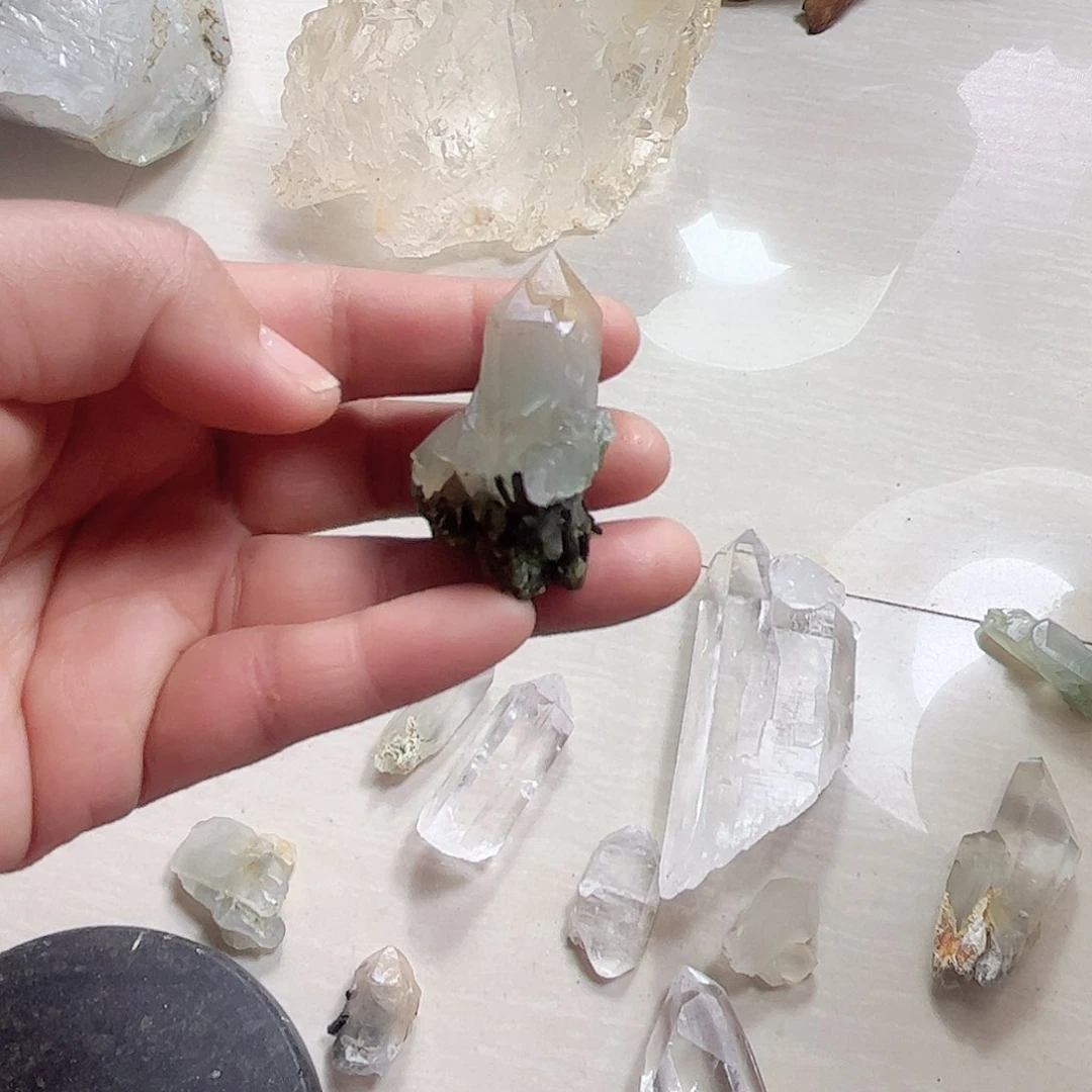 水晶天然水晶原石未镶嵌s****.