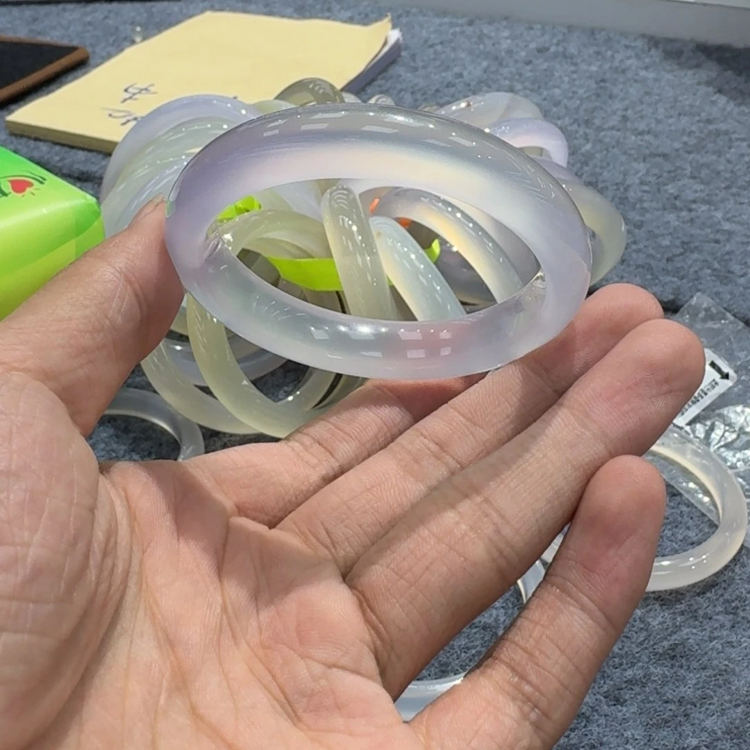 玛瑙/玉髓手镯未镶嵌苏*01