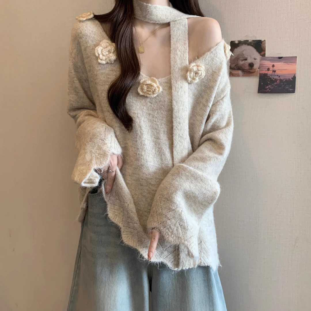 大码胖MM立体花朵挂脖V领针织打底衫女秋冬季慵懒风宽松露肩毛衣